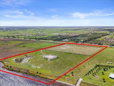 Come see this extraordinary 20+ acre waterfront property - photo 1