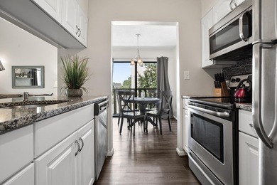 Welcome to your perfect Myrtle Beach retreat! Just steps from - photo 6