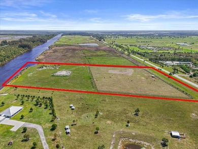 Come see this extraordinary 20+ acre waterfront property - photo 6