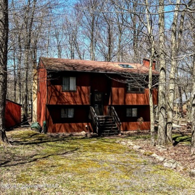 Lake Home For Sale in Gouldsboro, Pennsylvania
