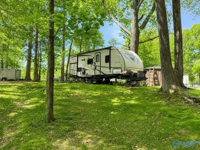 WATERFRONT RV lot on Weiss Lake! Rare opportunity to own a - photo 4