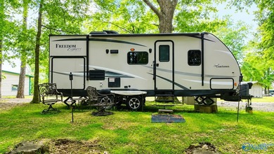 WATERFRONT RV lot on Weiss Lake! Rare opportunity to own a - photo 10