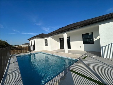 STUNNING MODERN NEW CONTRUCTION with POOL!! NO FLOOD ZONE. this - photo 3