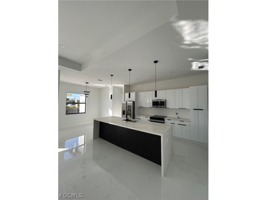 STUNNING MODERN NEW CONTRUCTION with POOL!! NO FLOOD ZONE. this - photo 10