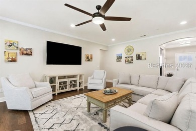 Discover the perfect blend of comfort, connection, and carefree - photo 11