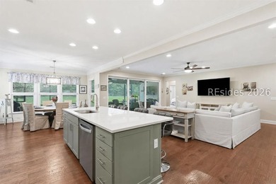 Discover the perfect blend of comfort, connection, and carefree - photo 14