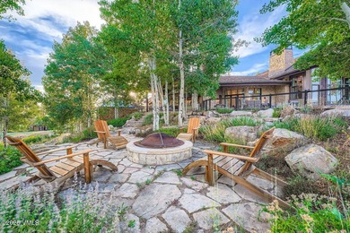 A Legacy Estate. Set on 35 acres, adjacent to BLM, and located 8 - photo 6