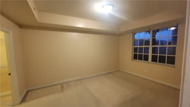 INVESTOR ALERT WHOLESALE CONDO FIRST FLOOR UNIT WITH A SPACIOUS - photo 8