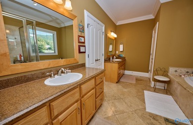 New Price! Recent appraisal amount of $950,000. Water front - photo 22