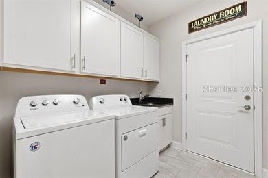 Discover the perfect blend of comfort, connection, and carefree - photo 27
