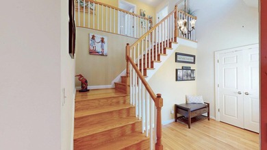Discover the perfect blend of comfort and luxury in this - photo 41