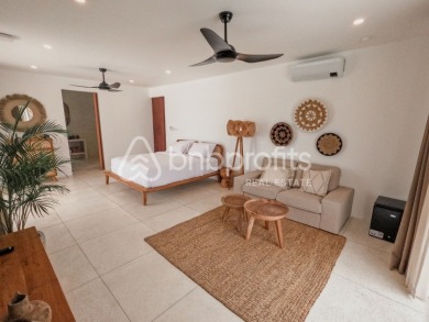 Luxurious 4-Bedroom Villa in Babakan with Rooftop Pool and Terrac - photo 13