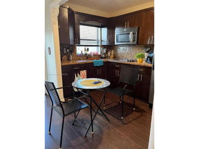 Lake Condo For Sale in Sunrise, Florida