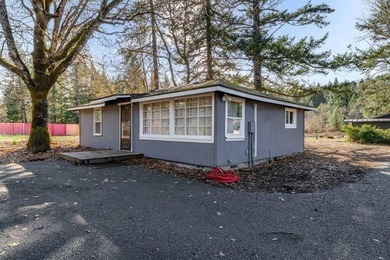 (private lake, pond, coastal) Home For Sale in Cave Junction Oregon