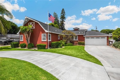 BEAUTIFUL, SINGLE-STORY home on a 14,250 sq ft lot! This house - photo 2