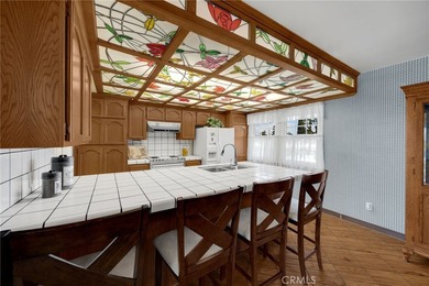 BEAUTIFUL, SINGLE-STORY home on a 14,250 sq ft lot! This house - photo 8