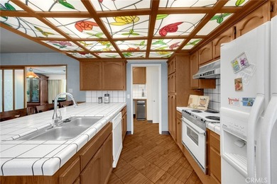 BEAUTIFUL, SINGLE-STORY home on a 14,250 sq ft lot! This house - photo 9