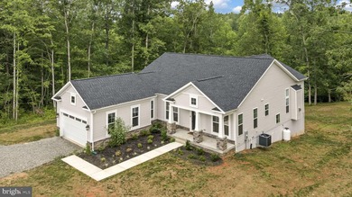 Experience the perfect blend of luxury, privacy, and peaceful - photo 3