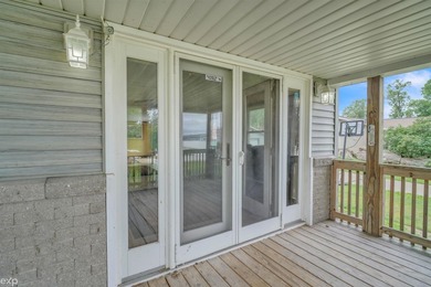 Welcome to this unique 3-bedroom, 1-bath raised ranch across - photo 5