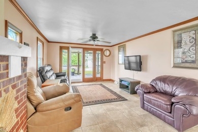 Welcome to this unique 3-bedroom, 1-bath raised ranch across - photo 7