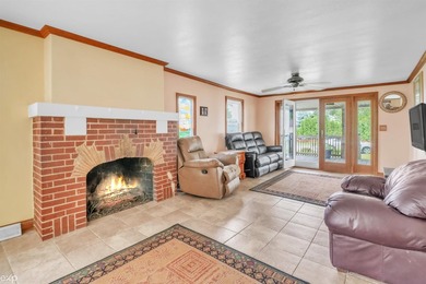 Welcome to this unique 3-bedroom, 1-bath raised ranch across - photo 8