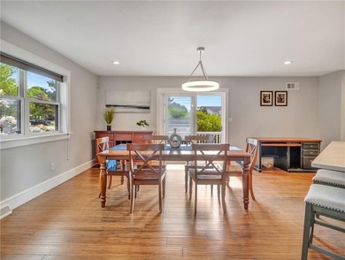 Beautiful condo in Tiverton, close to Fall River shopping & - photo 10