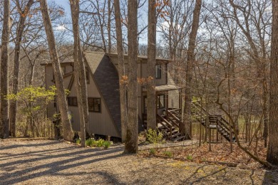 Wren Lake Home For Sale in Innsbrook Missouri