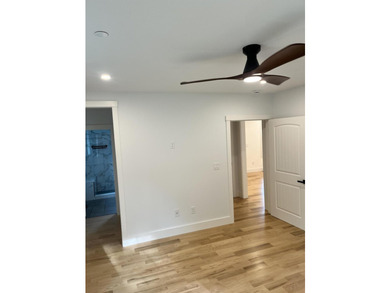 Vaulted Ceiling in Kitchen. All other rooms have 8 foot ceilings - photo 11