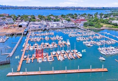 Welcome to an exceptional opportunity to own a premier boat slip - photo 2