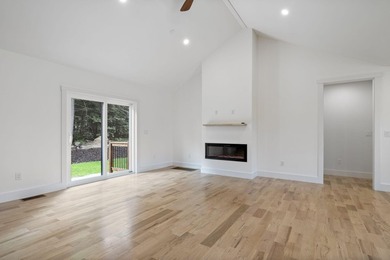 Vaulted Ceiling in Kitchen. All other rooms have 8 foot ceilings - photo 15