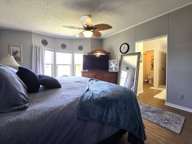 Offering over 1,450 square feet of bright, open living space - photo 30