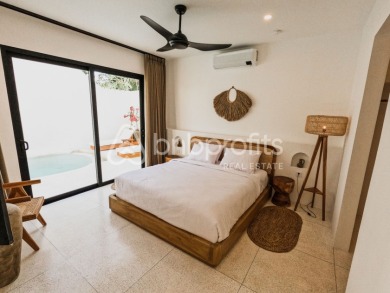 Luxurious 4-Bedroom Villa in Babakan with Rooftop Pool and Terrac - photo 15