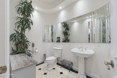 A Rare Legacy Estate in Lake Havasu City's Most Coveted Address - photo 36