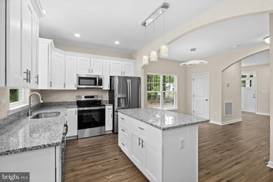 NEW CONSTRUCTION! Estimated completion: Aug. 1, 2026. Modern - photo 1