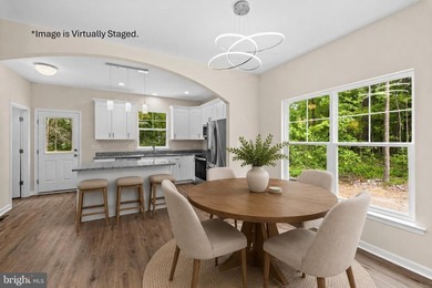NEW CONSTRUCTION! Estimated completion: Aug. 1, 2026. Modern - photo 2