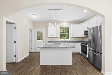 NEW CONSTRUCTION! Estimated completion: Aug. 1, 2026. Modern - photo 3