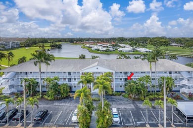 2nd Floor Condo with Breathtaking Lake & Golf Views Experience - photo 4