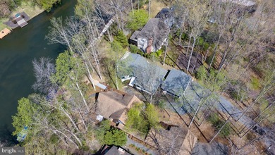 Welcome to your lakefront dream home in the highly sought-after - photo 7