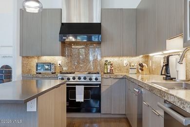 24 McCoy Creek is the epitome of Arrowhead living: sophisticated - photo 10