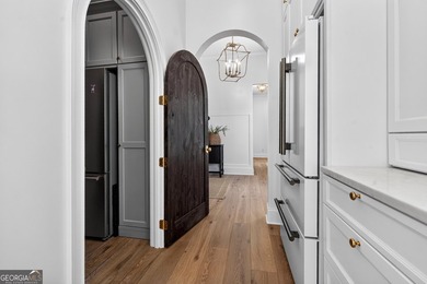 EXPERIENCE EXCEPTIONAL CRAFTSMANSHIP AND LUXURY IN THIS STUNNING - photo 20