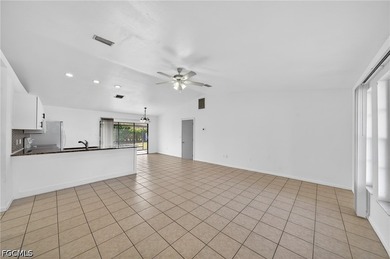 Beautifully remodeled 3-bedroom, 2-bathroom home in SW Cape - photo 2