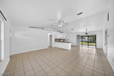 Beautifully remodeled 3-bedroom, 2-bathroom home in SW Cape - photo 3
