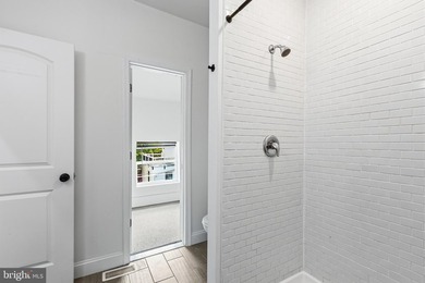 Back on the market due to no fault of the seller! Buyers - photo 45
