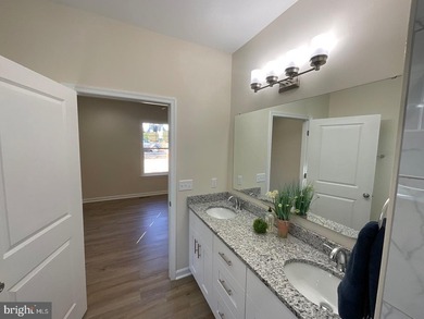 NEW CONSTRUCTION! Estimated completion: Aug. 1, 2026. Modern - photo 6
