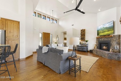 Turnkey Luxury Cabin in prestigious Pine Canyon. Everything is - photo 7