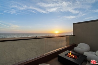 This extraordinary Ray Kappe designed architectural masterpiece - photo 18