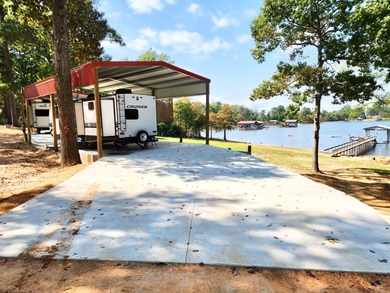 Lake Lot For Sale in Many, Louisiana