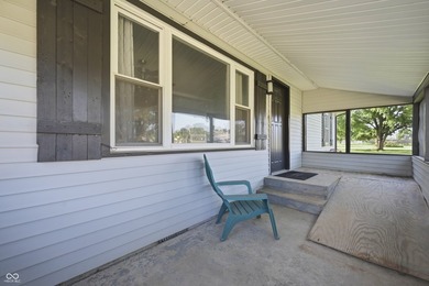 Welcome to 316 Woodward Street, this beautifully renovated - photo 3