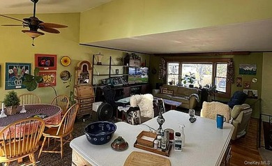 Updated Hi-Ranch | New Viking Stove, Central AC & More | Private - photo 5