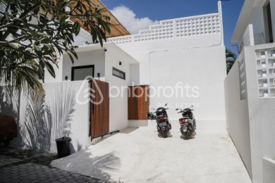 Luxurious 4-Bedroom Villa in Babakan with Rooftop Pool and Terrac - photo 30